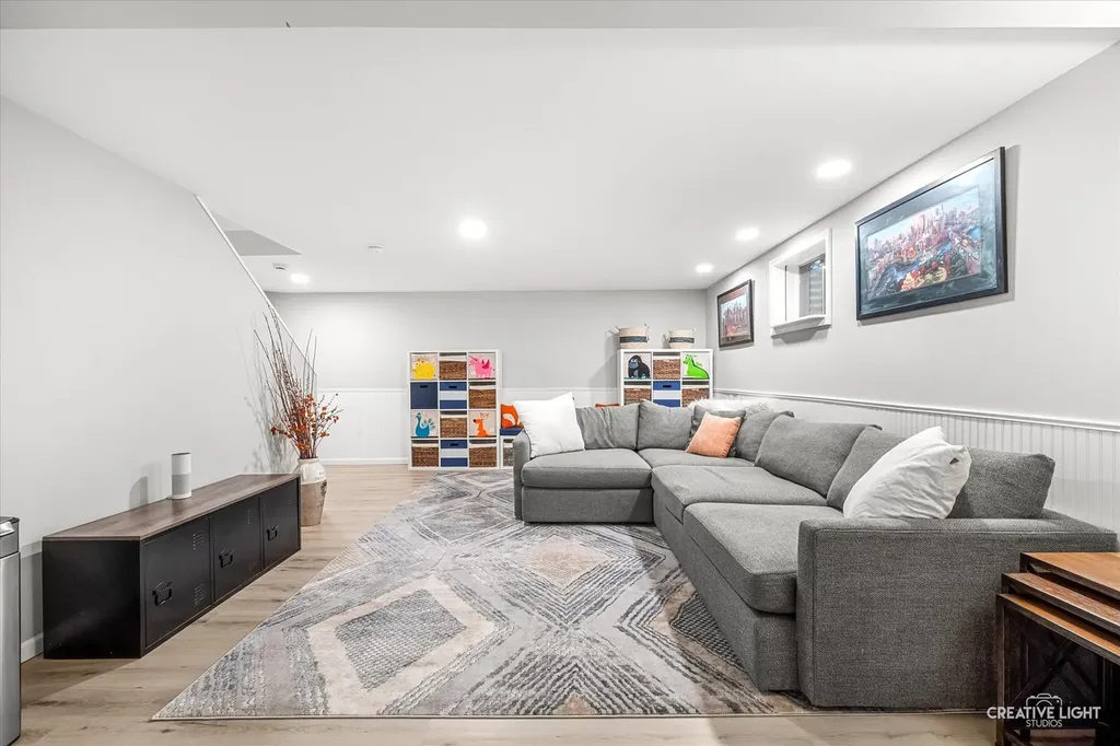 1644 Riparian Drive Naperville IL 60565