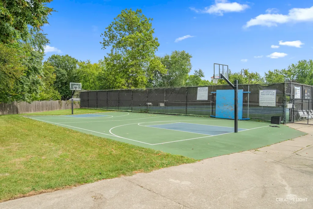 1644 Riparian Drive Naperville IL 60565
