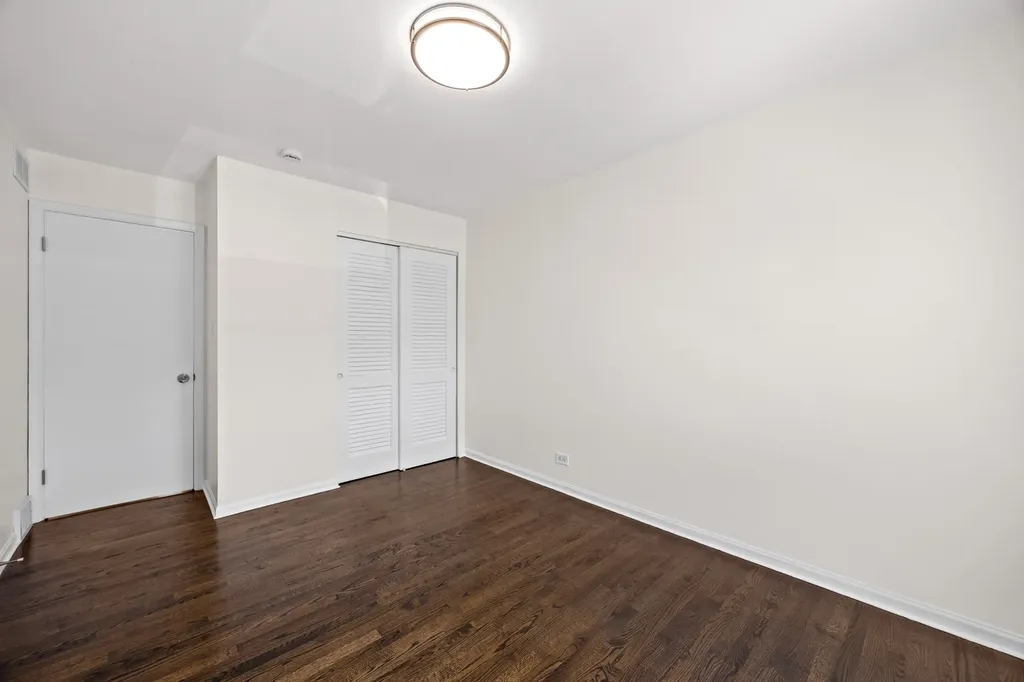 1615 West Greenleaf Avenue Chicago IL 60626