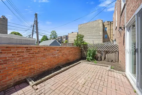 1615 West Greenleaf Avenue Chicago IL 60626