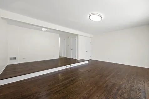 1615 West Greenleaf Avenue Chicago IL 60626