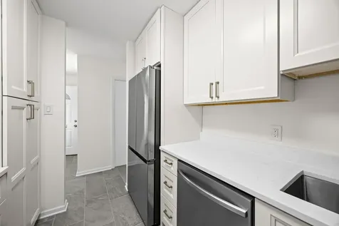 1615 West Greenleaf Avenue Chicago IL 60626