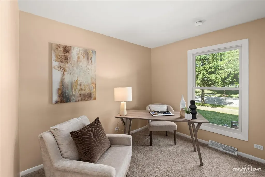 706 North Pinecrest Road Bolingbrook IL 60440