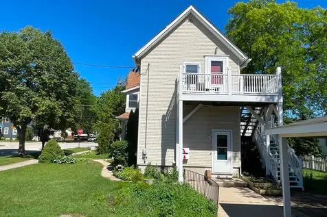 18 Madison Street Algonquin IL 60102