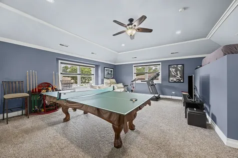 130 South Elm Tree Lane Elmhurst IL 60126