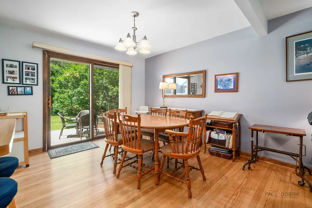 1407 Washington Street Lake In The Hills IL 60156