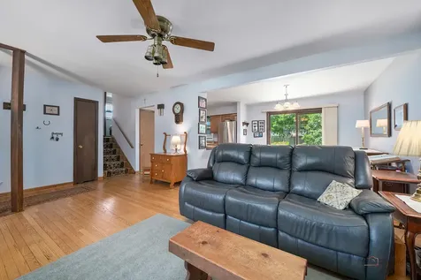 1407 Washington Street Lake In The Hills IL 60156