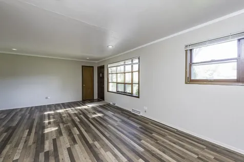 2809 North Elmwood Avenue Waukegan IL 60087