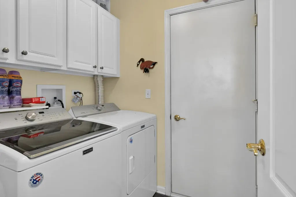 869 Havenshire Road Naperville IL 60565