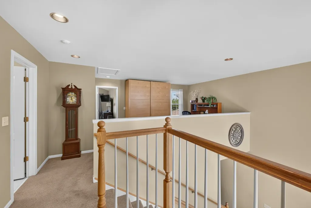 869 Havenshire Road Naperville IL 60565