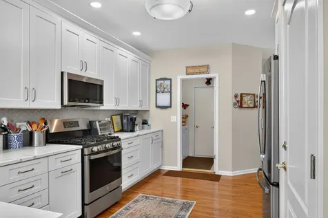 869 Havenshire Road Naperville IL 60565