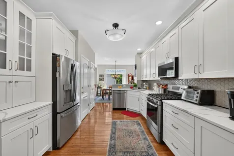 869 Havenshire Road Naperville IL 60565