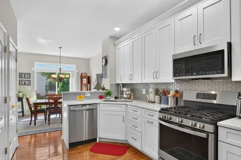869 Havenshire Road Naperville IL 60565