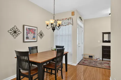 869 Havenshire Road Naperville IL 60565