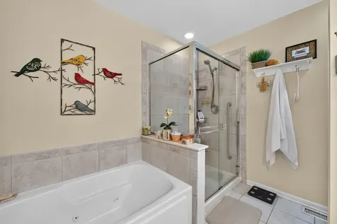 869 Havenshire Road Naperville IL 60565