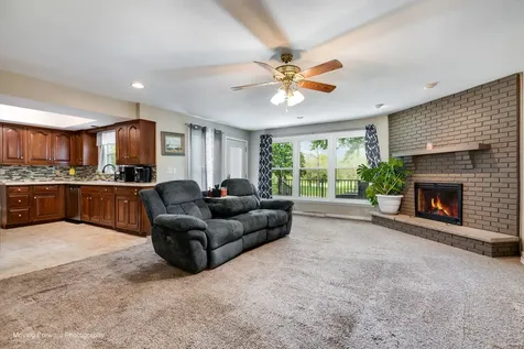 240 Park Crest Drive Freeport IL 61032