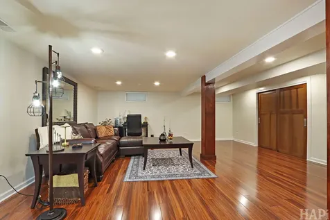 597 Dublin Drive Mundelein IL 60060
