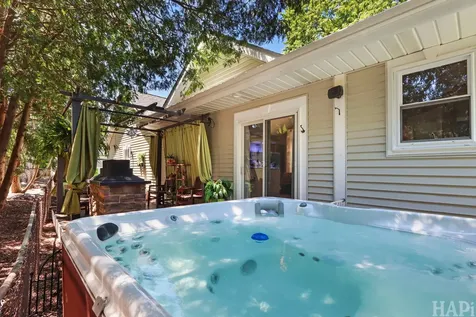 597 Dublin Drive Mundelein IL 60060