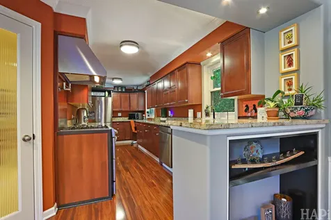 597 Dublin Drive Mundelein IL 60060