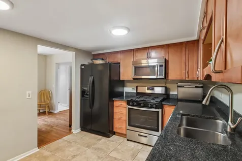 1462 Fairfax Lane Buffalo Grove IL 60089