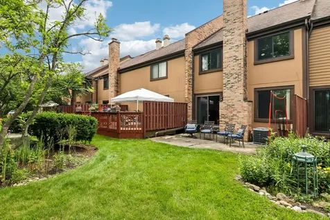 1462 Fairfax Lane Buffalo Grove IL 60089