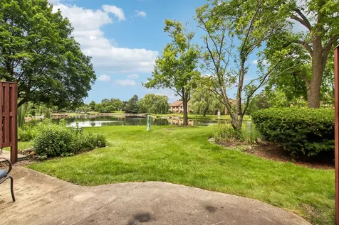 1462 Fairfax Lane Buffalo Grove IL 60089