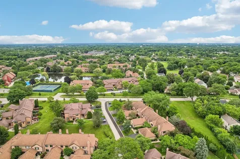 1462 Fairfax Lane Buffalo Grove IL 60089