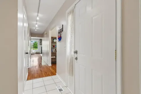 1462 Fairfax Lane Buffalo Grove IL 60089