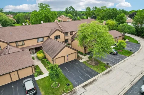 1462 Fairfax Lane Buffalo Grove IL 60089
