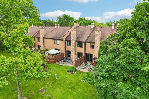 1462 Fairfax Lane Buffalo Grove IL 60089