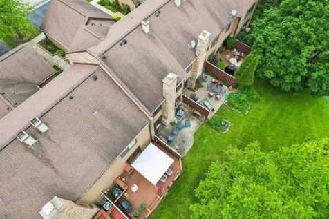 1462 Fairfax Lane Buffalo Grove IL 60089