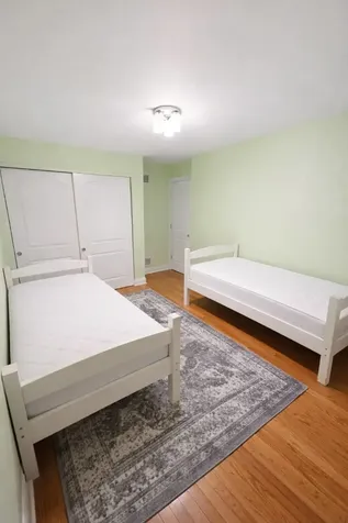 770 Cordial Drive Des Plaines IL 60018