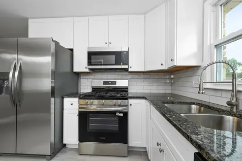 3914 153RD Street Midlothian IL 60445