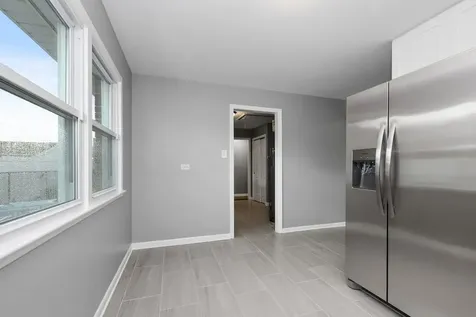 3914 153RD Street Midlothian IL 60445