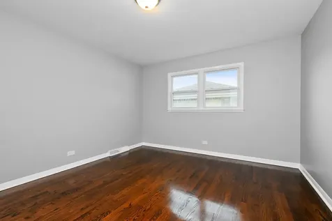 3914 153RD Street Midlothian IL 60445