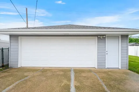 3914 153RD Street Midlothian IL 60445