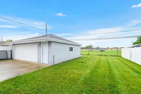 3914 153RD Street Midlothian IL 60445
