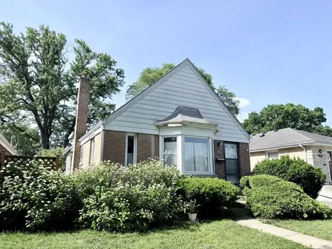 7607 West Hortense Avenue Chicago IL 60631