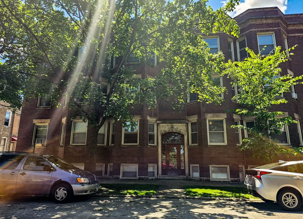 2327 West 35th Place Chicago IL 60609