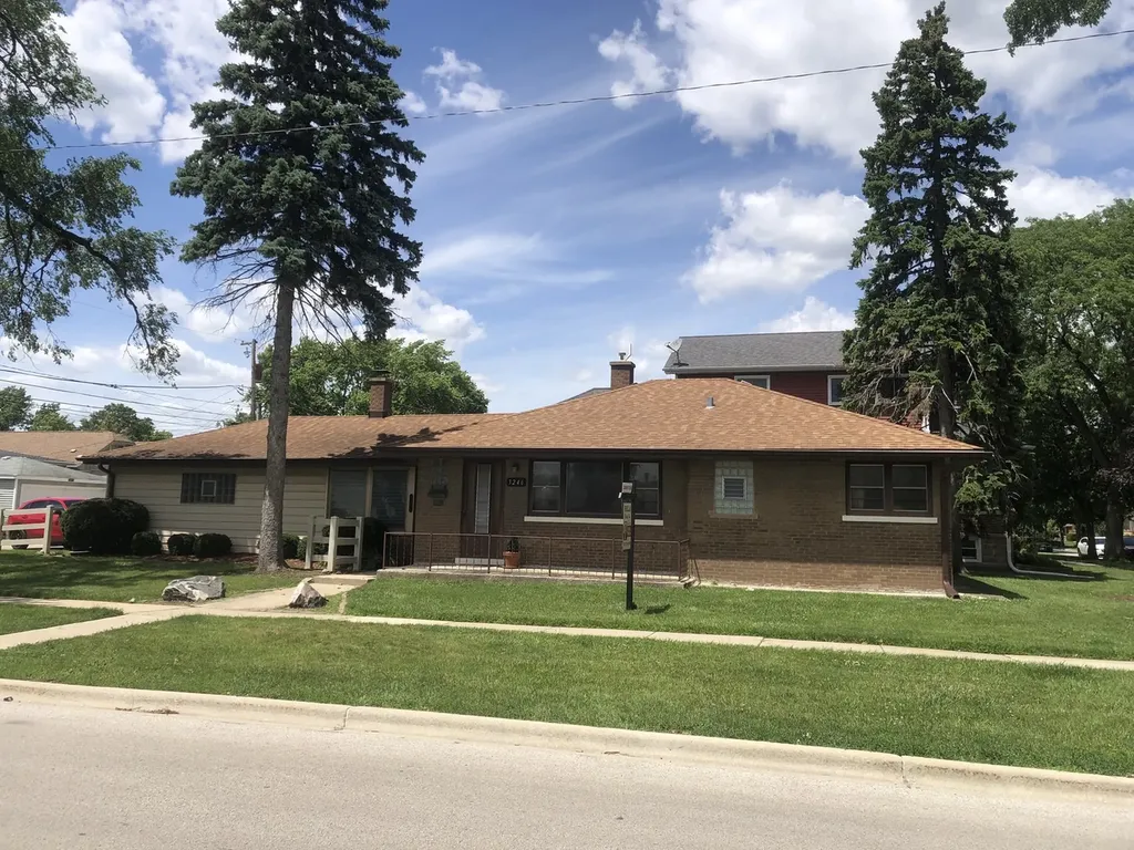 3246 Oak Avenue Brookfield IL 60513