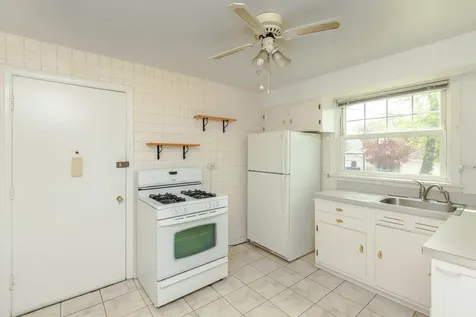 4236 West Nelson Street Chicago IL 60641