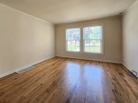 4231 West Nelson Street Chicago IL 60641