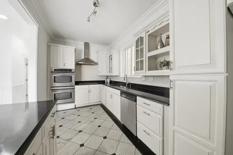 2446 West Pensacola Avenue Chicago IL 60618