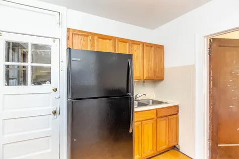 4833 North Hoyne Avenue Chicago IL 60625