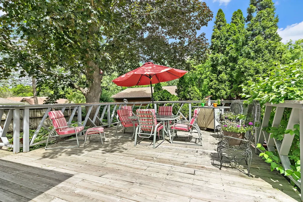 11118 Lincoln Street Huntley IL 60142