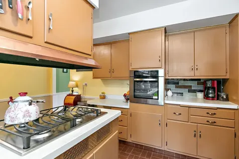 11118 Lincoln Street Huntley IL 60142