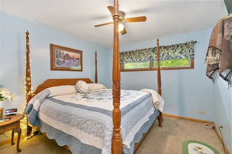 11118 Lincoln Street Huntley IL 60142