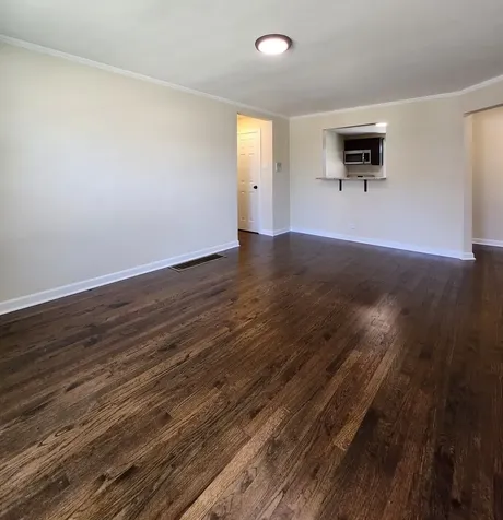4263 West Nelson Street Chicago IL 60641