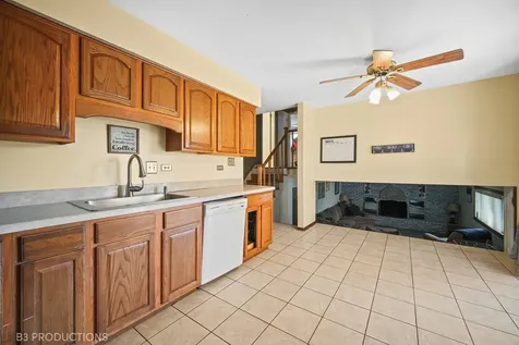 640 Aspen Street Frankfort IL 60423