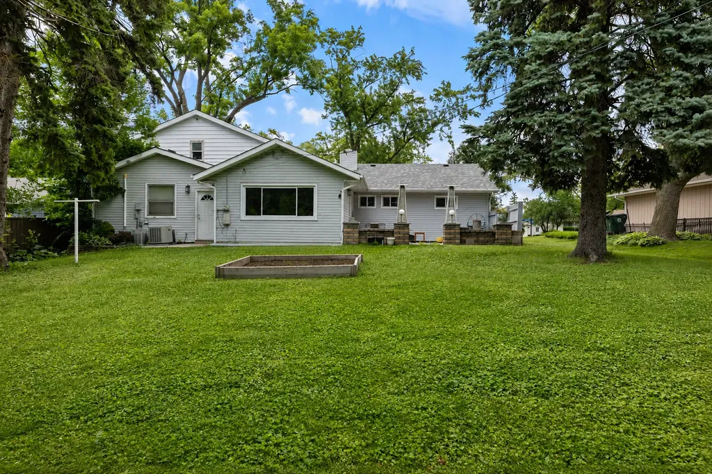 5524 South Bruner Street Hinsdale IL 60521